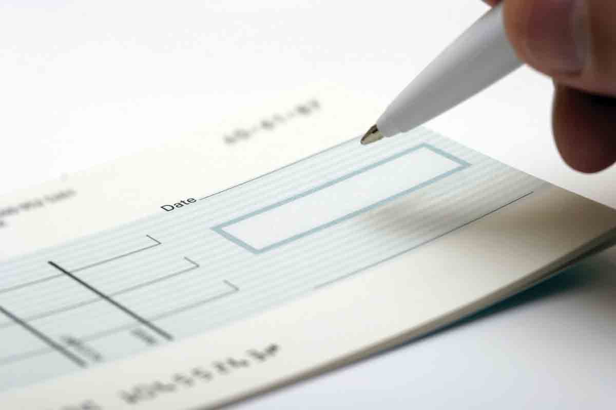 Four motives why agencies nevertheless love cheque books 6