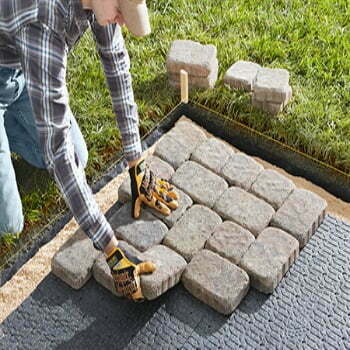 Important Tips for Hiring A Contractor to Install Pavers 10