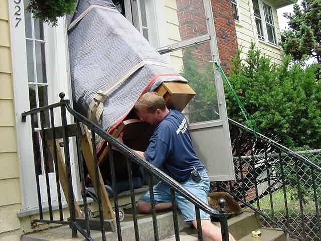 Pro Tips to hire quality piano movers 9