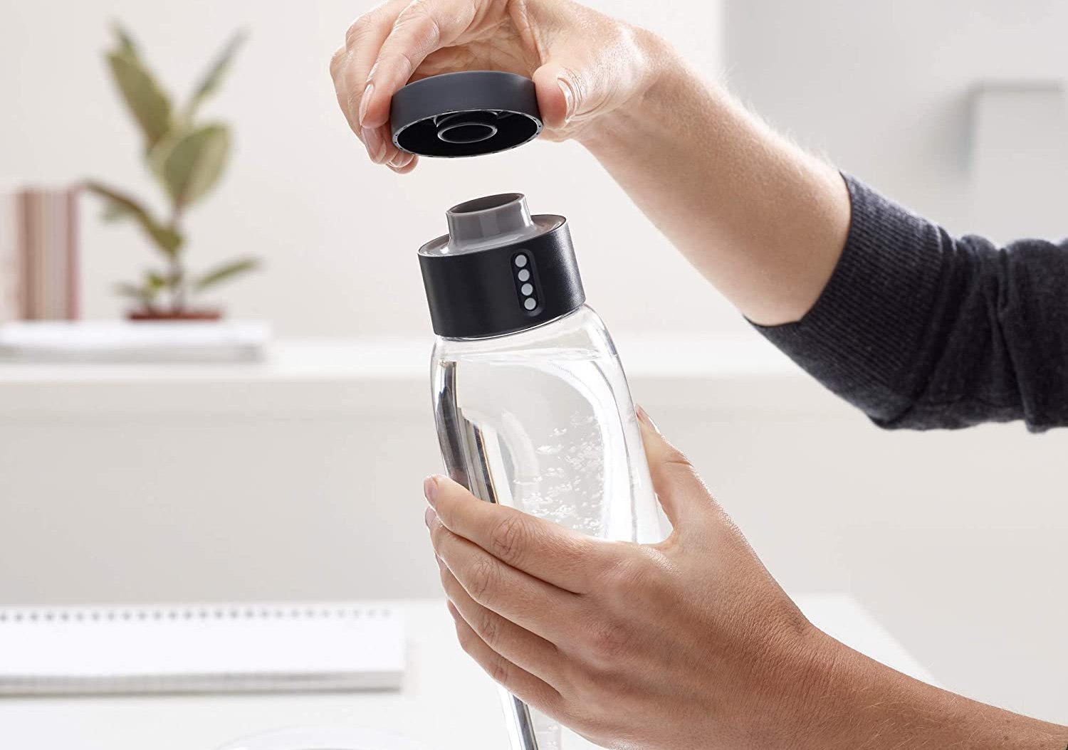 10 Life-Changing Gifts That Will Simplify Your Daily Routine 5 Best Smart Water Bottles 2022: Reviews of Hydration-Tracking Bottles